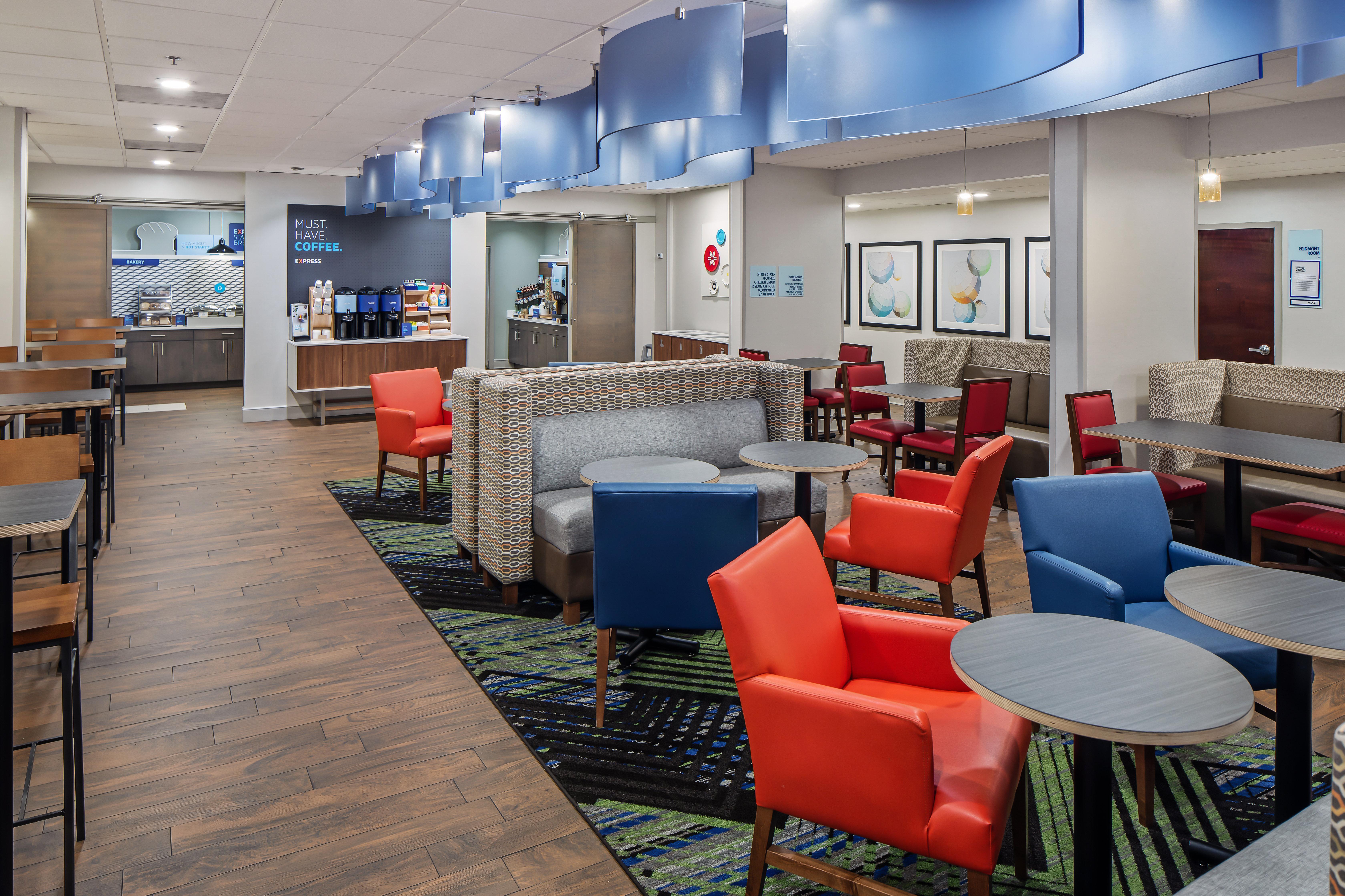 Holiday Inn Express Atlanta Airport-College Park By Ihg מראה חיצוני תמונה