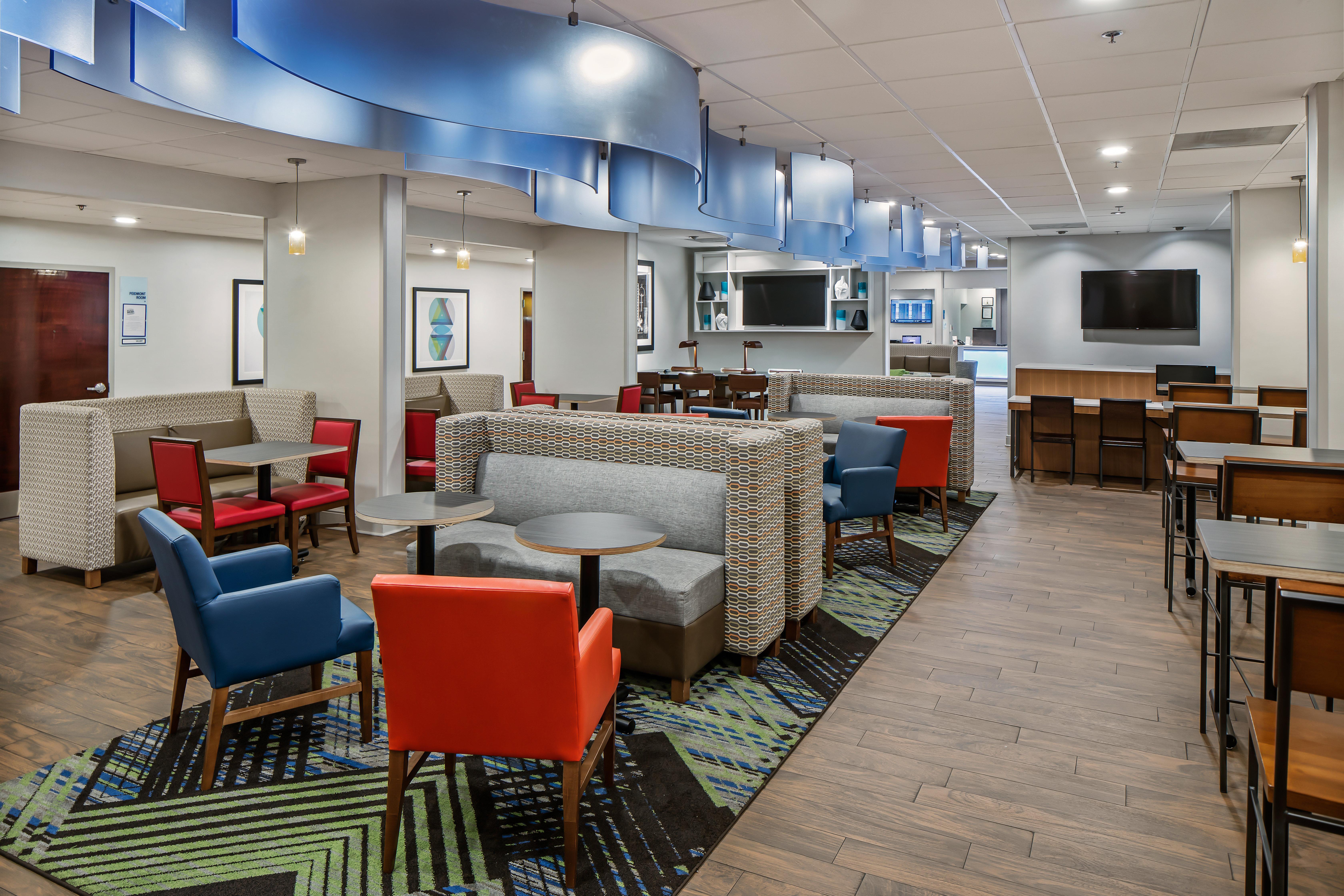 Holiday Inn Express Atlanta Airport-College Park By Ihg מראה חיצוני תמונה